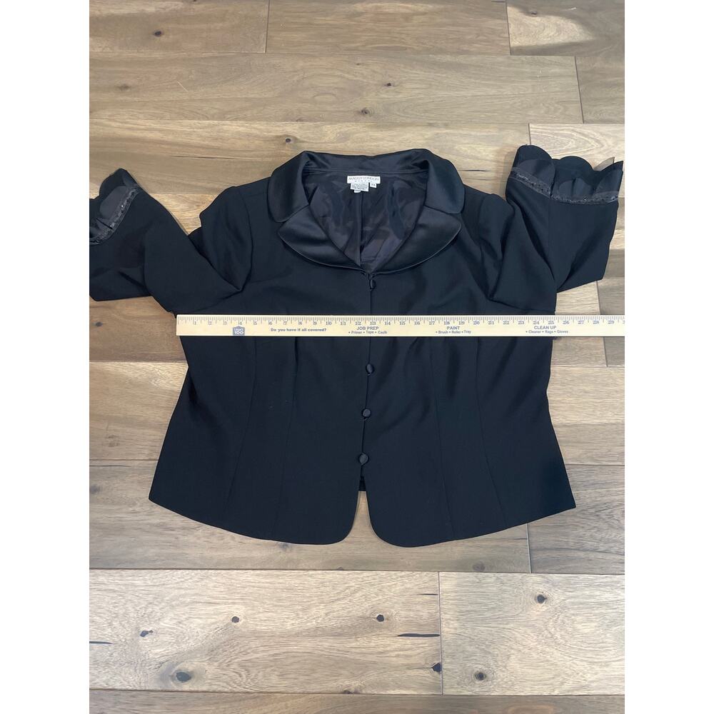 Maggy London Skirt Suit Size 24 Black Chiffon Trim Scalloped Hem Lined - Picture 12 of 13